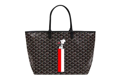 PEANUTS x Goyard Snoopy Tote Bag .